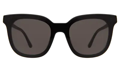 Illesteva Camille 64 Sunglasses In Black / Grey Flat