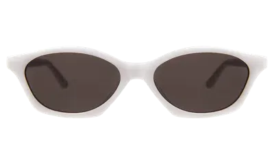 Illesteva Vilma Sunglasses In Brown