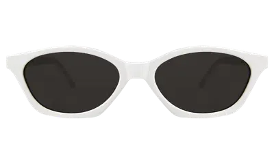 Illesteva Vilma Sunglasses In White