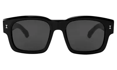 Illesteva Vito Sunglasses In Black