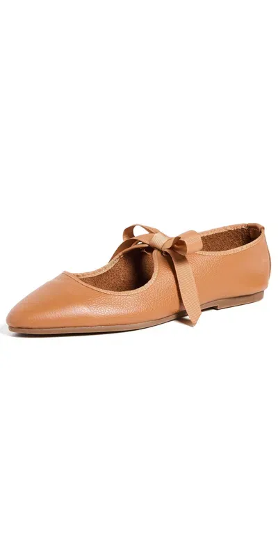 Intentionally Blank Valley Ballet Flats Caramel