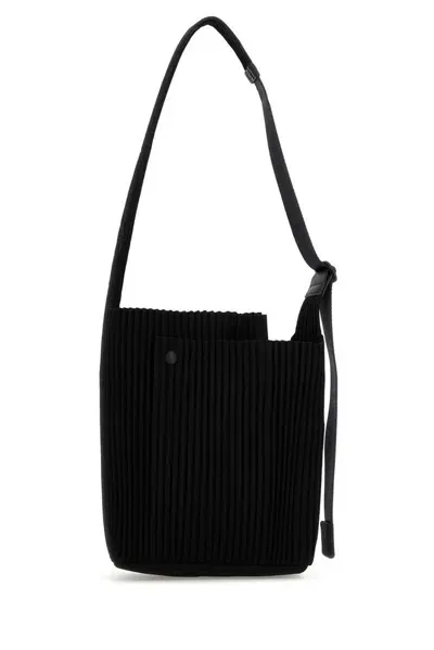 Issey Miyake Utility Shoulder Bag In Black