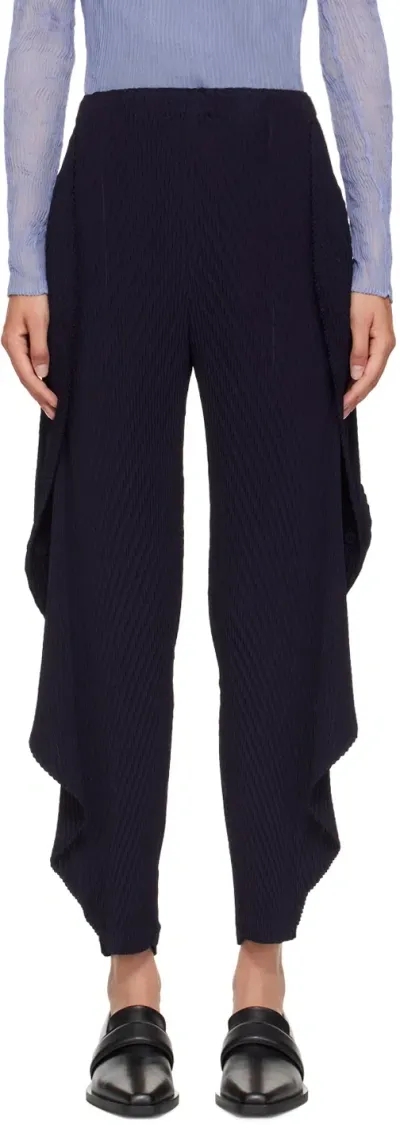 Issey Miyake Navy Orbicular Pleats Trousers In Blue