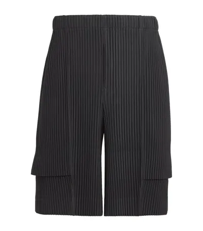 Issey Miyake Pleated Cargo Shorts In Black