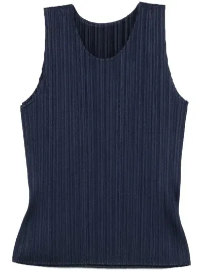 Issey Miyake Pleated Top In Blue