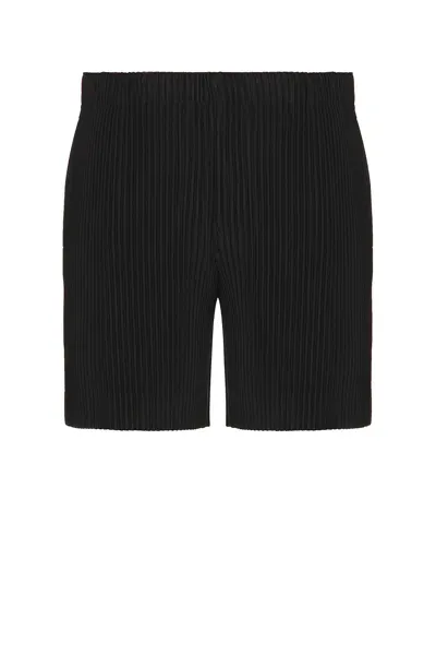 Issey Miyake Shorts In Black