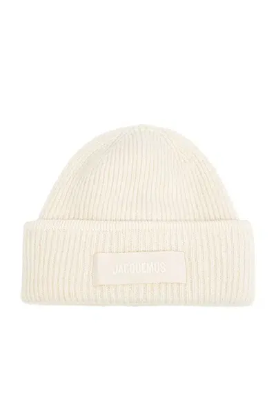 Jacquemus Logo Patch Ribbed Beanie In White