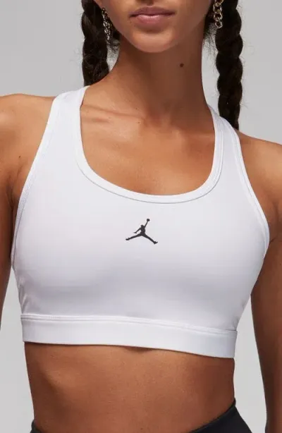 Jordan Women's  Sport Medium-support Padded Jumpman Bra In White