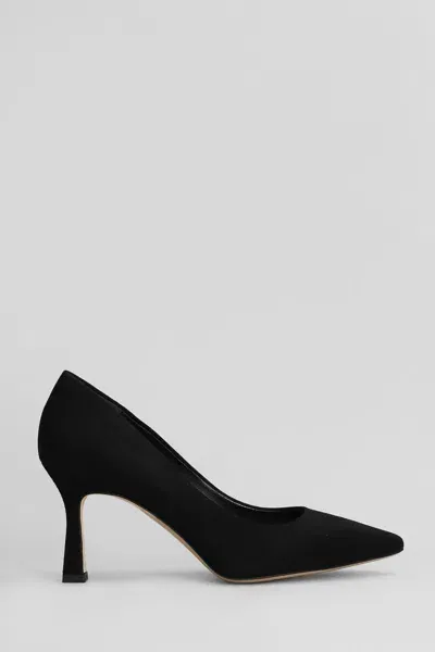 Julie Dee Pumps In Black