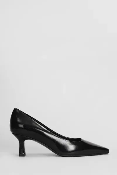 Julie Dee Pumps In Black Leather