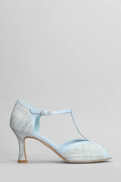 Julie Dee Sandals In Cyan Raffia In Blue