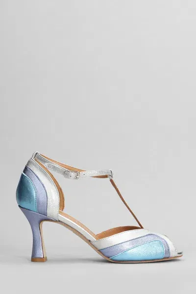 Julie Dee Sandals In Silver Leather