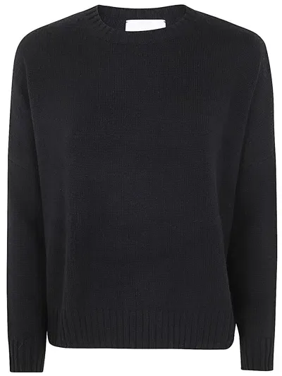 Kujten Romelie Round Neck Sweater In Black