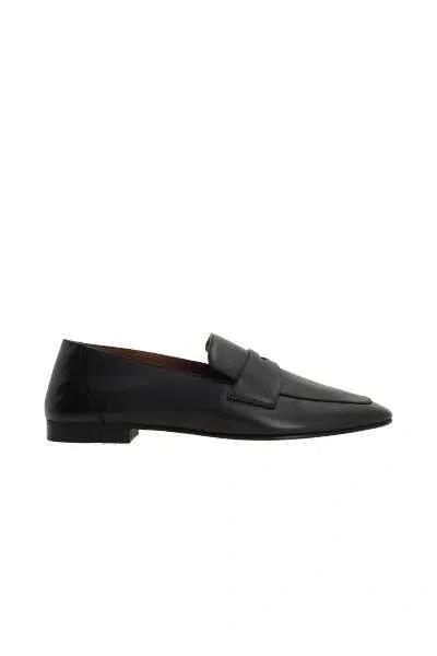 Le Monde Beryl Flat Shoes In Black