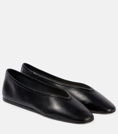 Le Monde Beryl Luna Leather Ballet Flats In Black