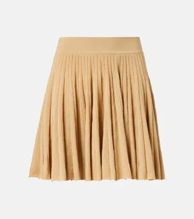 Loro Piana Luciole Pleated Cashmere-blend Shorts In Beige