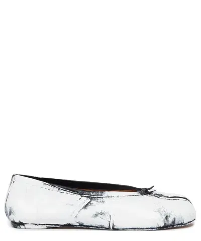 Maison Margiela Tabi Ballet Flats In White