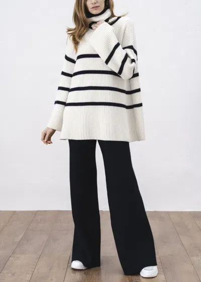 Malo Maglia Collo Alto In Cashmere In White