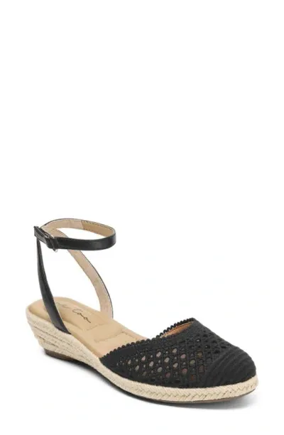 Me Too Naomi Espadrille Wedge Sandal In Black