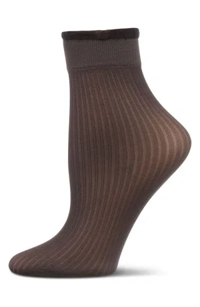 Memoi Rib Ruffle Cuff Barely There Sheer Quarter Socks In Brown