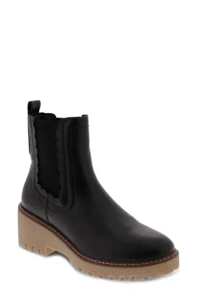 Mia Kellen Chelsea Boot In Black