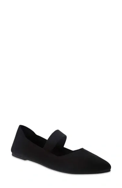 Mia Kylia Pointed Toe Mary Jane Flat In Black