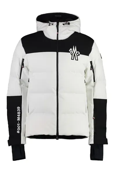 Moncler Curtis Short Down Jacket In White