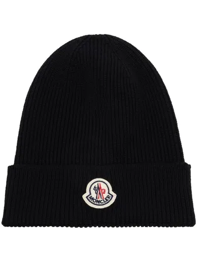 Moncler Men's Wool Logo Beanie In Blue