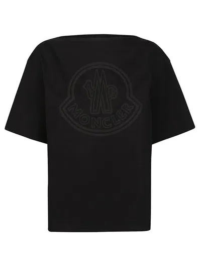 Moncler Tshirt In Black