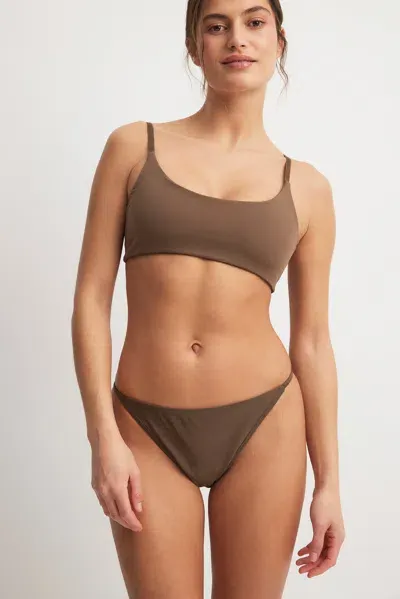 Na-kd Hochbeiniges Bikini-höschen In Brown