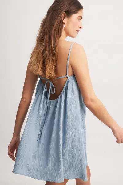 Na-kd Low Back Flowy Mini Dress -