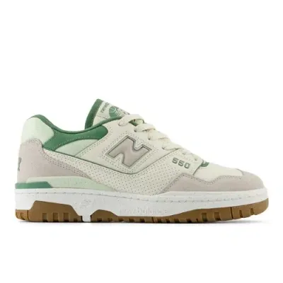 New Balance Women's Bbw550 Sneakers In Linen/mint