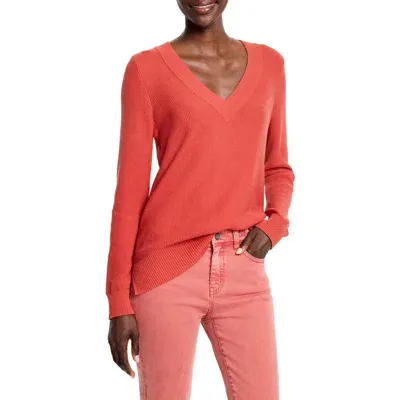 Nic + Zoe Nic+zoe Waffle Stitch V-neck Sweater In Tandoori