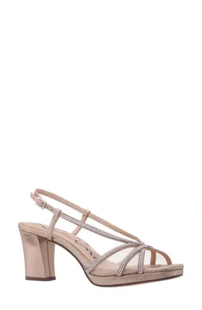 Nina Bonney Sandal In Taupe