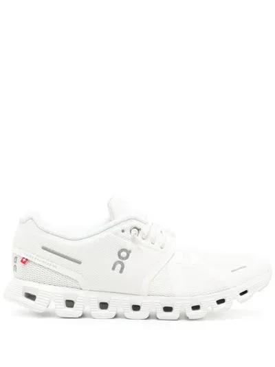 On Cloud 5 Sneakers In White