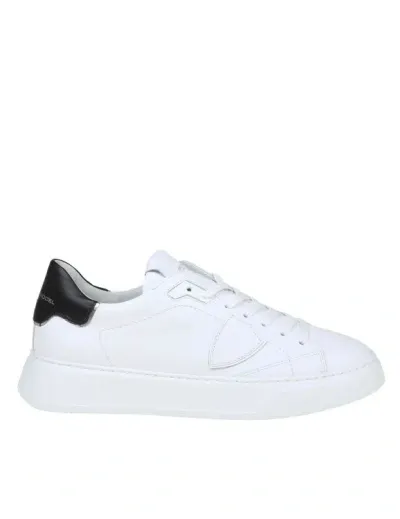 Philippe Model Temple Low Sneakers In White Leather