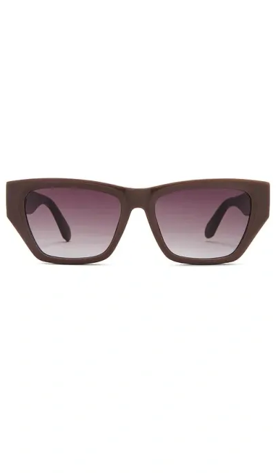 Quay No Apologies Sunglasses In Doe & Brown