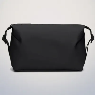 Rains Weekend Wash Bag In Black