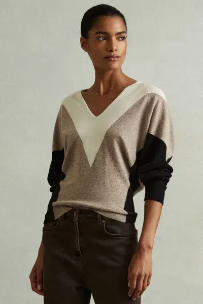 Reiss Womens Neutral/black Esme V-neck Colour-block Wool And Cashmere-blend Jumper