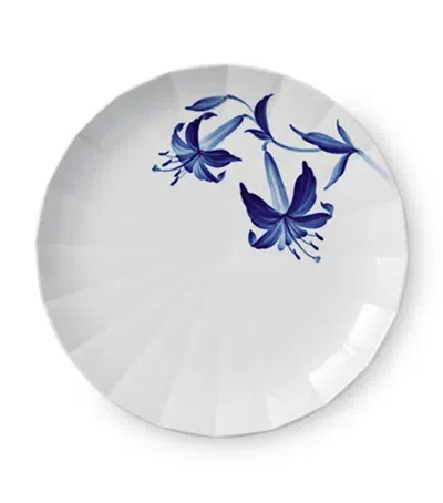 Royal Copenhagen Blomst Lily Plate In White