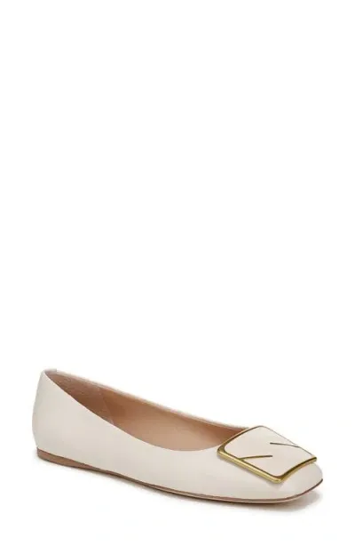 Sarto By Franco Sarto Flexa Maya Flat (women)<br> In White