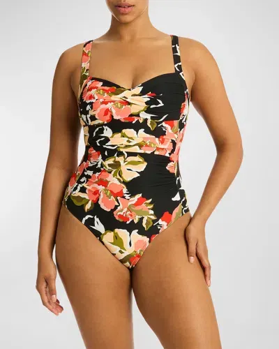 Sea Level Swim Juniper Twist Front Multifit One-piece Swimsuit In Black