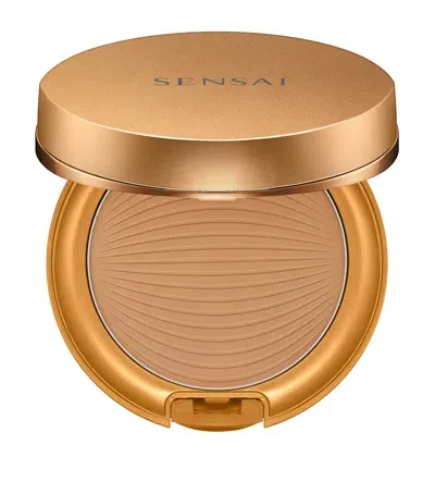 Sensai Silky Bronze Natural Veil Compact Foundation In White