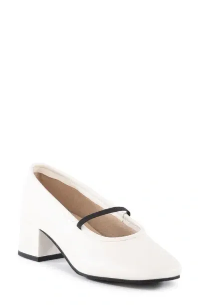 Seychelles Dusk To Dawn Mary Jane Pump In White