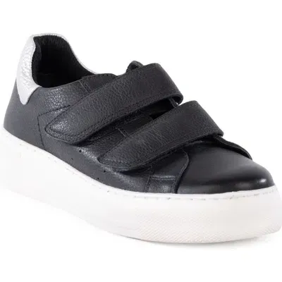 Seychelles Trading Places Platform Sneaker In Black Leather