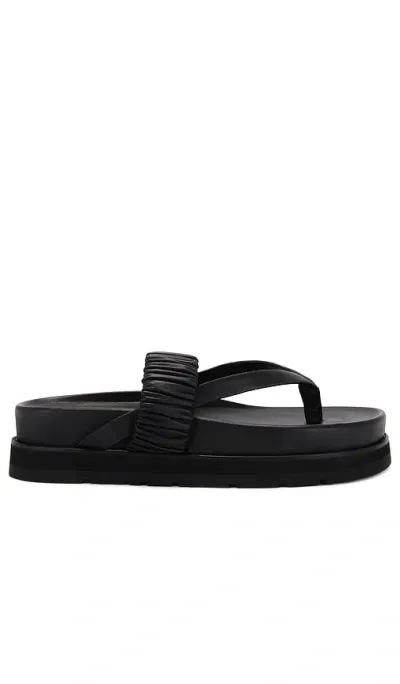 Simkhai Ari Ruched Elastic Pool Slide In 黑色