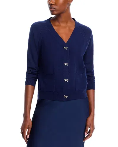 Sioni V Neck Bow Button Sweater In Navy