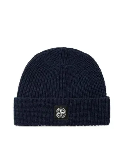 Stone Island Compass Patch Knitted Beanie In Blue