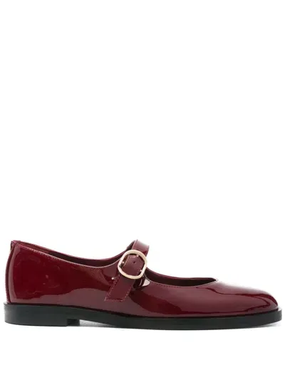 Stuart Weitzman Flat Shoes In Burgundy