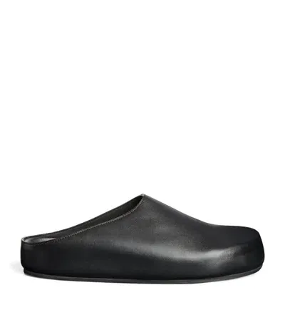 Studio Nicholson Leather Clogs In Black